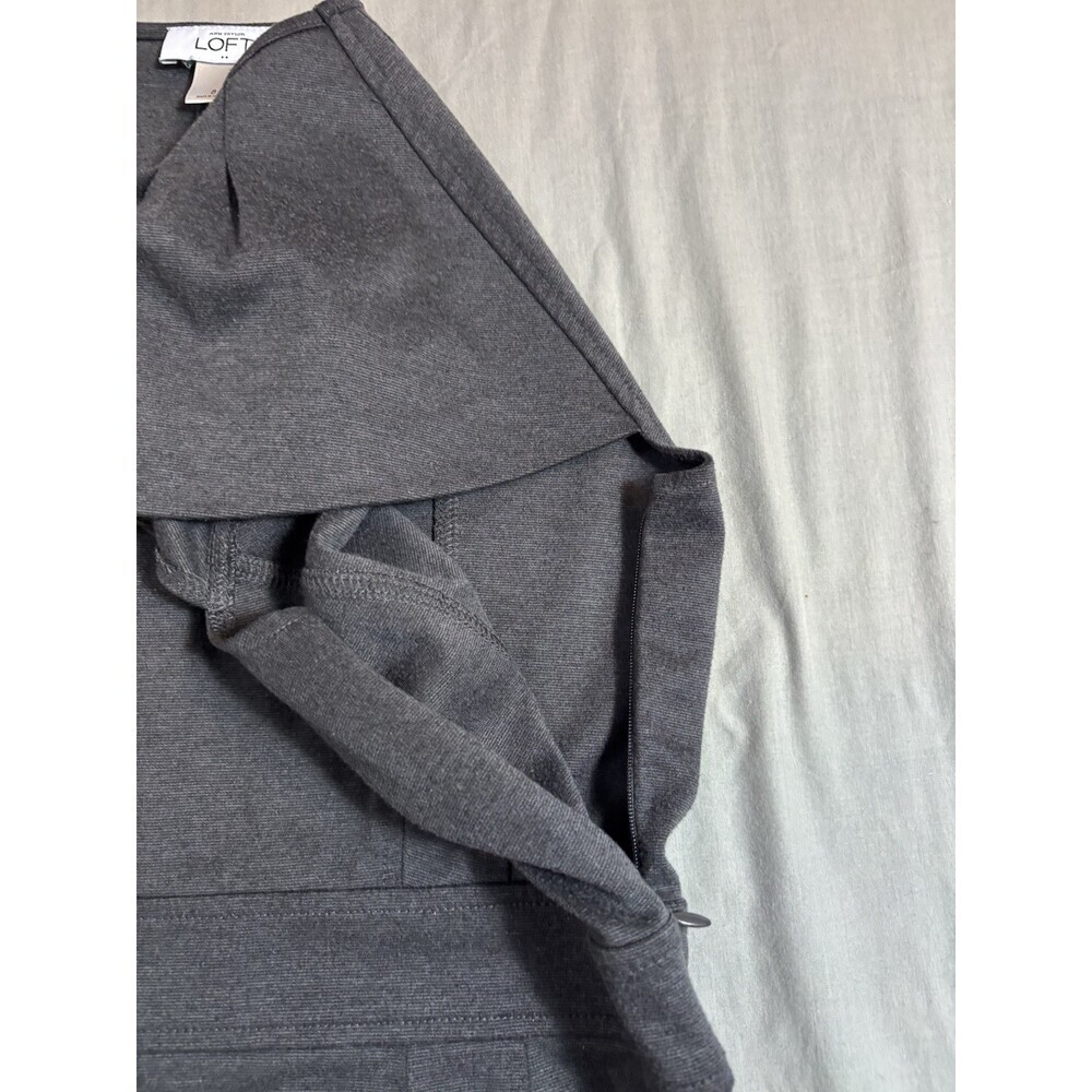 Ann Taylor Loft Sheath Dress Charcoal Gray Round Neck Capped Sleeve Zip Size 8 - Picture 6 of 7